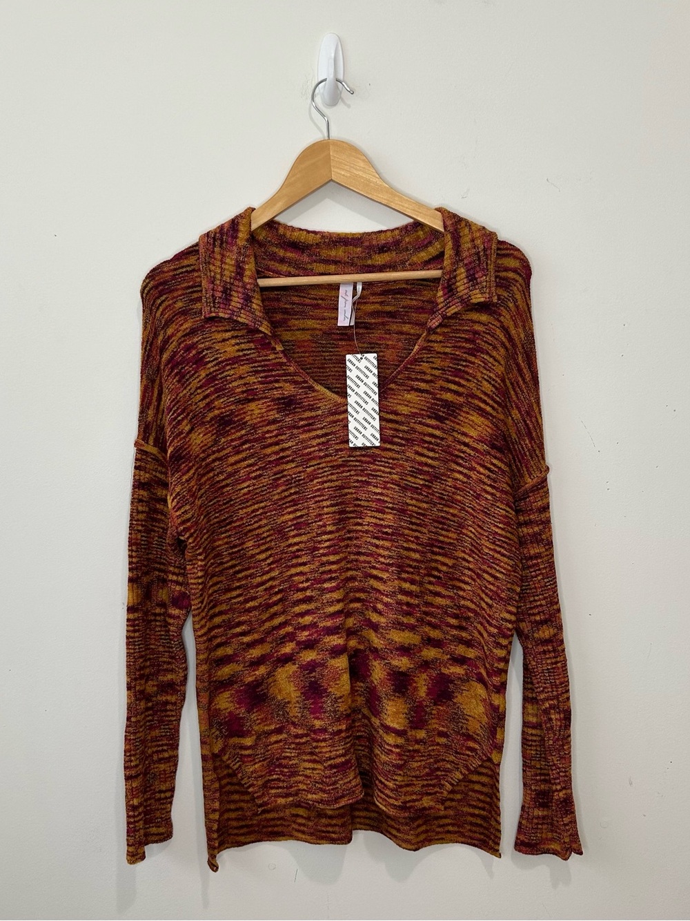 Urban Outfitters Women's V-Neck Cable Knit Striped Sweater Size S